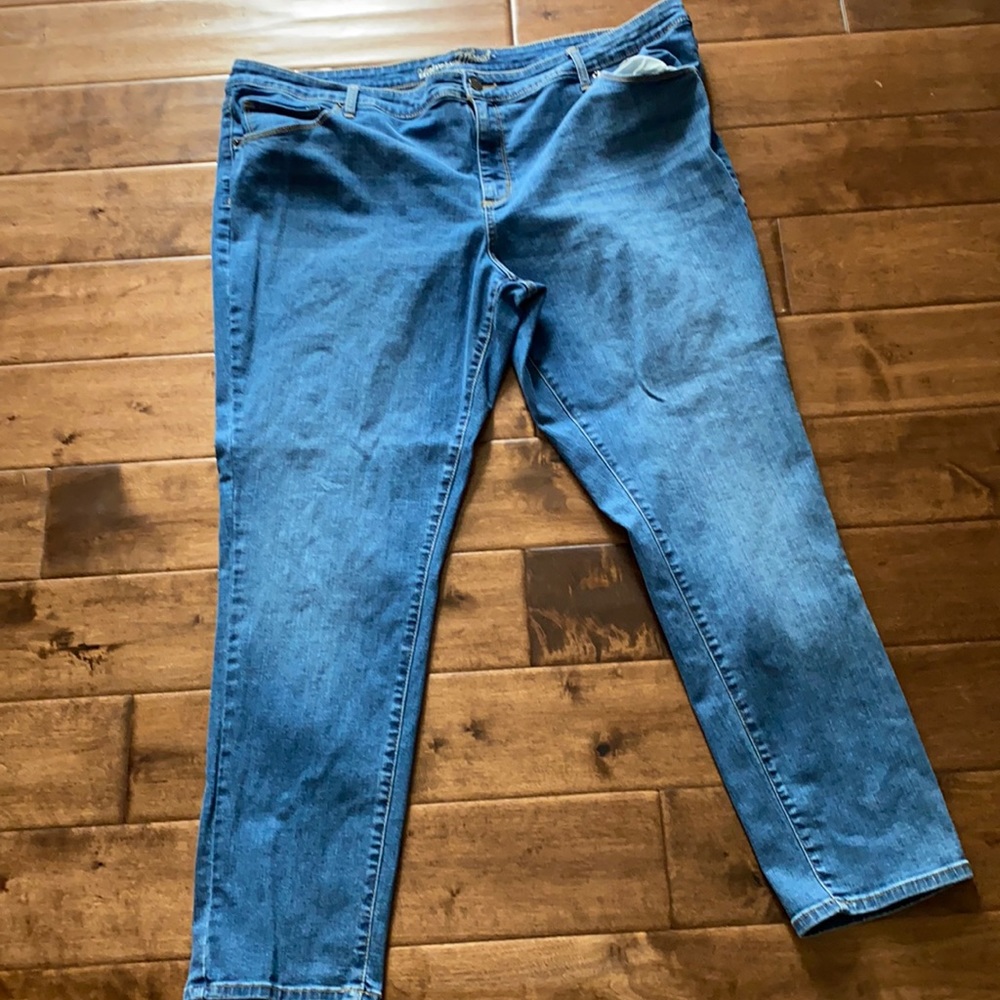 Plus size skinny jeans
